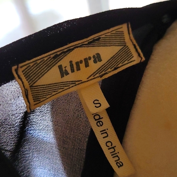 KIRRA SLEEVELESS BLACK DRESSY BLOUSE WITH SEQUINS - Picture 9 of 12